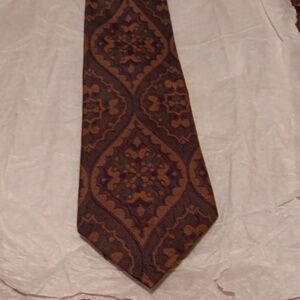 VINTAGE HERMES GREEN, PURPLE & TAN SILK TIE